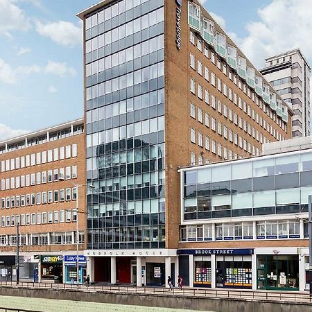 Travelodge Croydon Central Exterior foto
