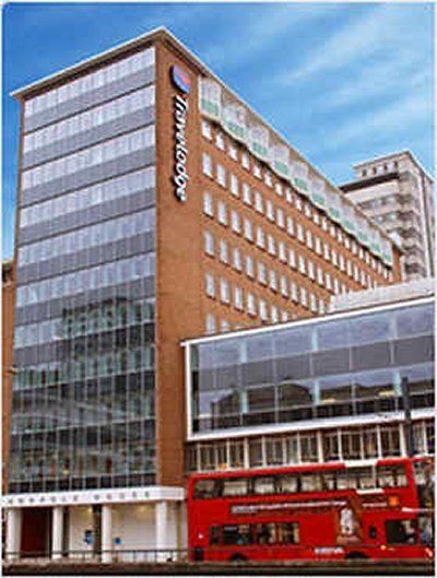 Travelodge Croydon Central Exterior foto